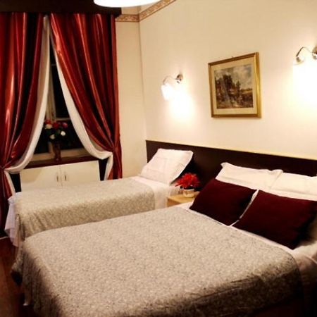 Gold House Hotel Rome Bagian luar foto